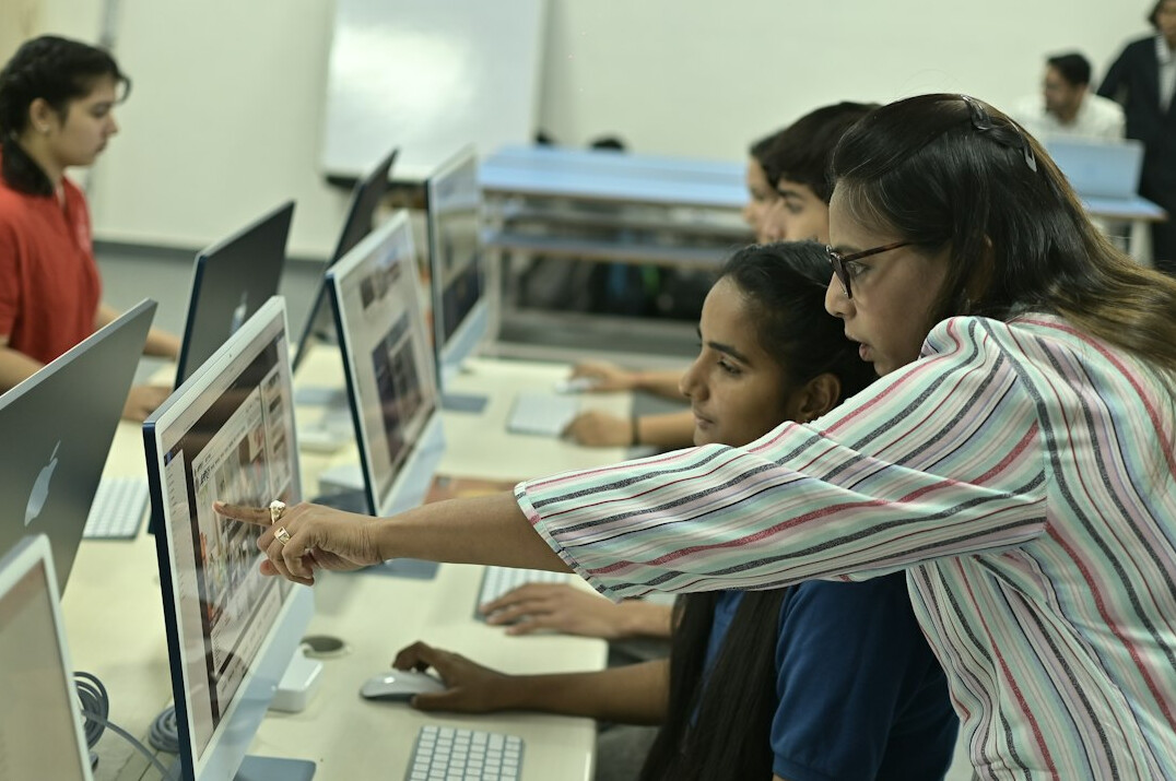 students in computer lab