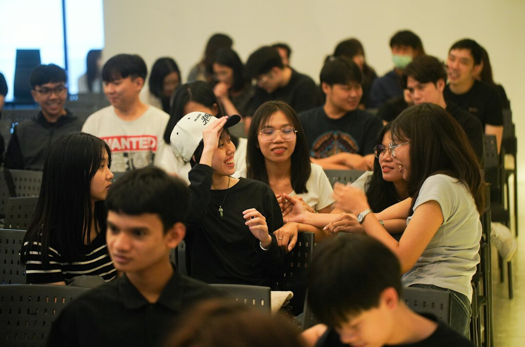 programming students in classroom